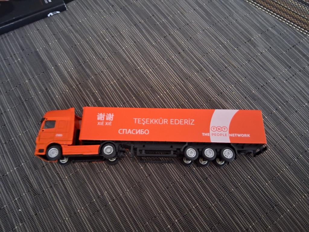 Tnt vrachtwagen, Ophalen, Nieuw, Bus of Vrachtwagen, Lion Toys
