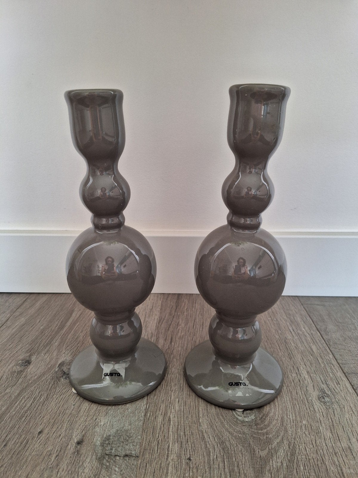 Gusto 2 kandelaars grijs, Ophalen of Verzenden, Zo goed als nieuw, Grijs, 25 cm