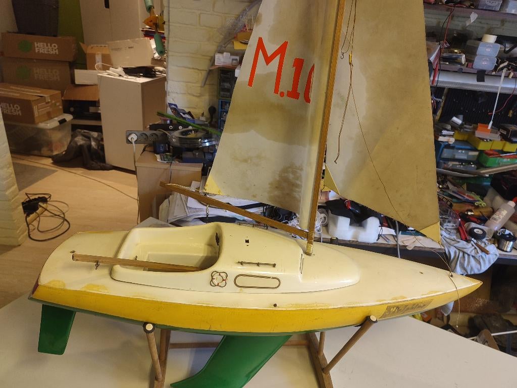 Radiografische zeilboot, Hobby en Vrije tijd, Modelbouw | Boten en Schepen, Gebruikt, Ophalen