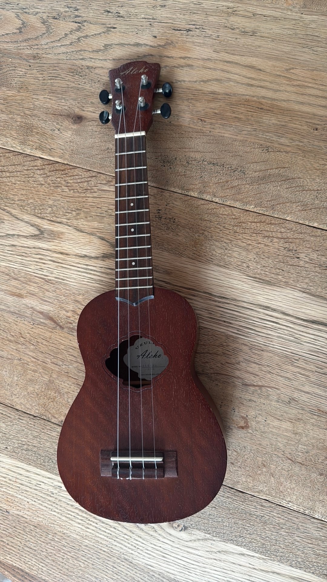 Ukulele Aleho  ALH - MS. (305), Ophalen of Verzenden, Zo goed als nieuw, Klassieke of Spaanse gitaar