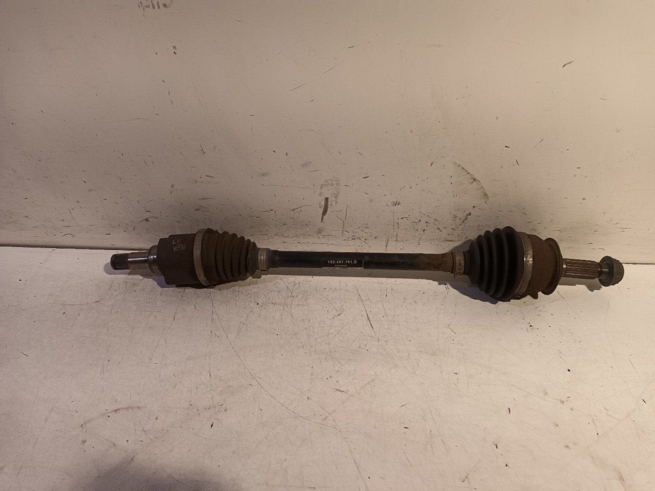 Aandrijfas links voor Seat Mii, Auto-onderdelen, Transmissie en Toebehoren, Onderdelen@venauto.nl, Van der Ven Autorecycling B.V.