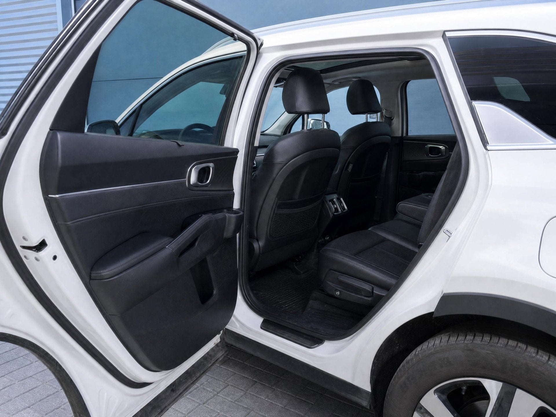 Foto 11 van Kia Sorento 1.6 T-GDI Plug-in Hybrid 4WD ExecutiveLine 7p. |
