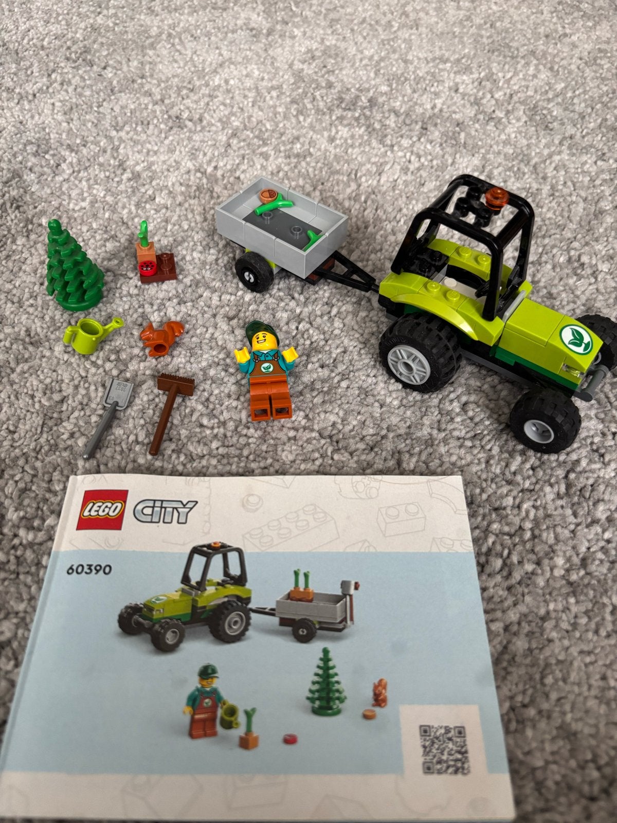 Lego City 60390 Park Tractor met aanhanger en tuinier, Lego, Ophalen of Verzenden, Compleet, Complete set