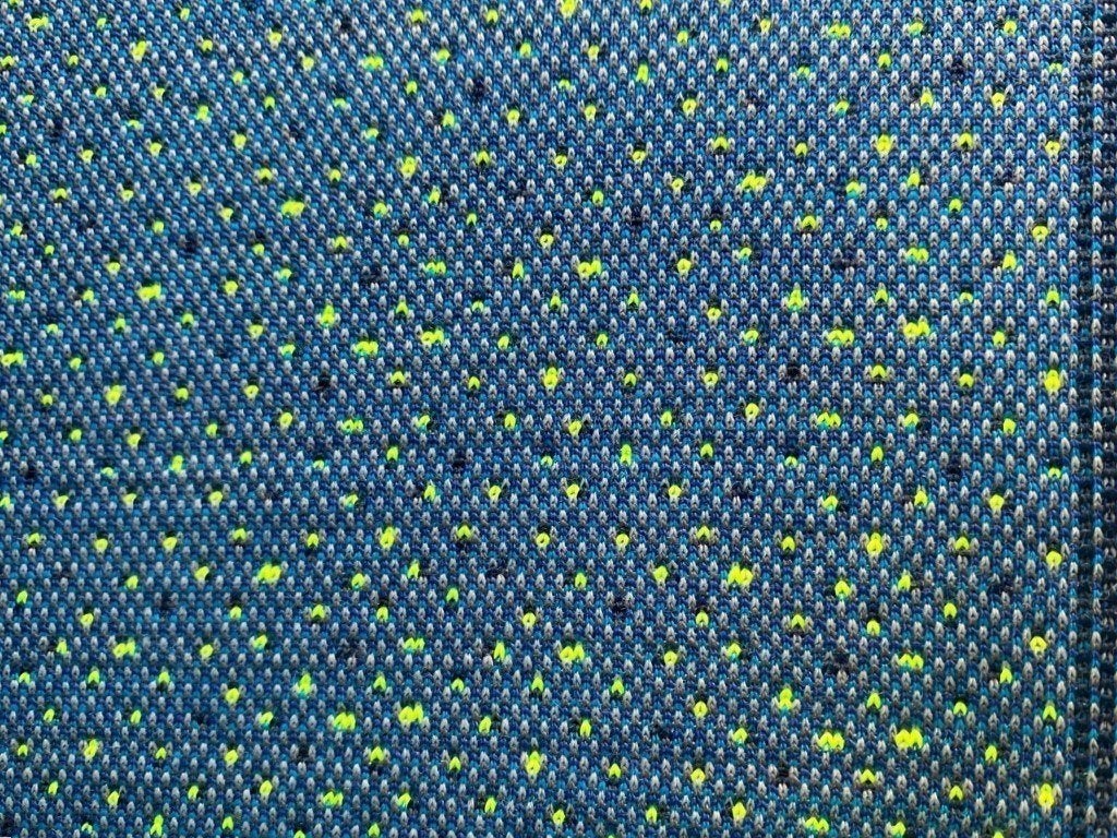 STOF VOOR DESIGN:Byborre meubelstof METERS (lijkt Sprinkles), Wol, Blauw, 120 cm of meer, Ophalen of Verzenden