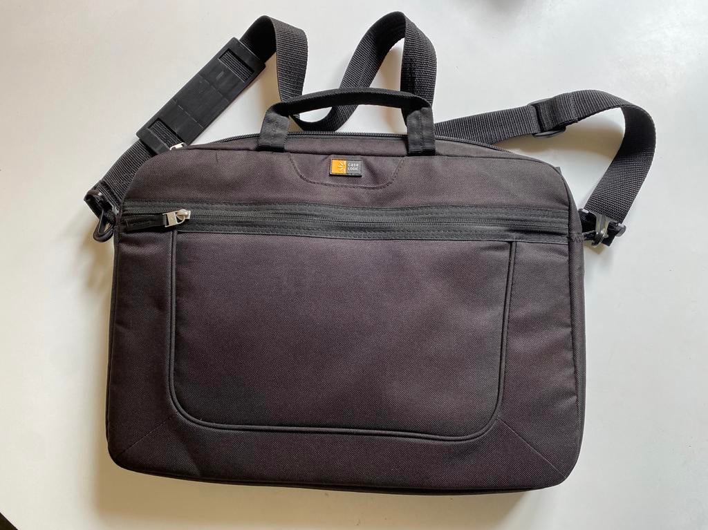 Case Logic laptop tas - Zo goed als nieuw, Computers en Software, Gevoerd laptopvak, 15 inch, Aktetas, Ophalen of Verzenden