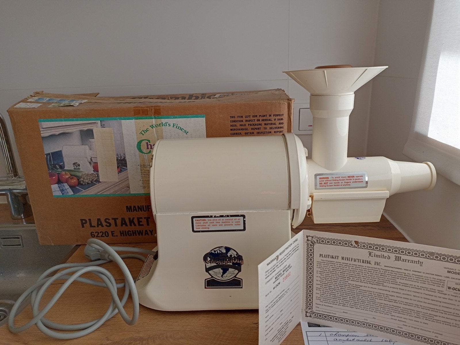 Professionele Amerikaanse sap pers machine - Champion Juicer, 4 liter of meer, Ophalen of Verzenden, Zo goed als nieuw, 3 snelheden of meer