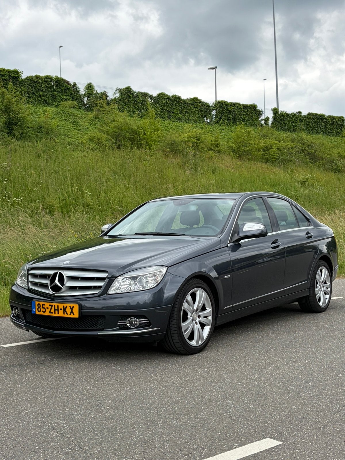 Mercedes C200 Kompressor Avantgarde | Automaat | Topstaat, Auto's, Mercedes-Benz, Achterwielaandrijving, 1800 kg, Zwart, 4 cilinders
