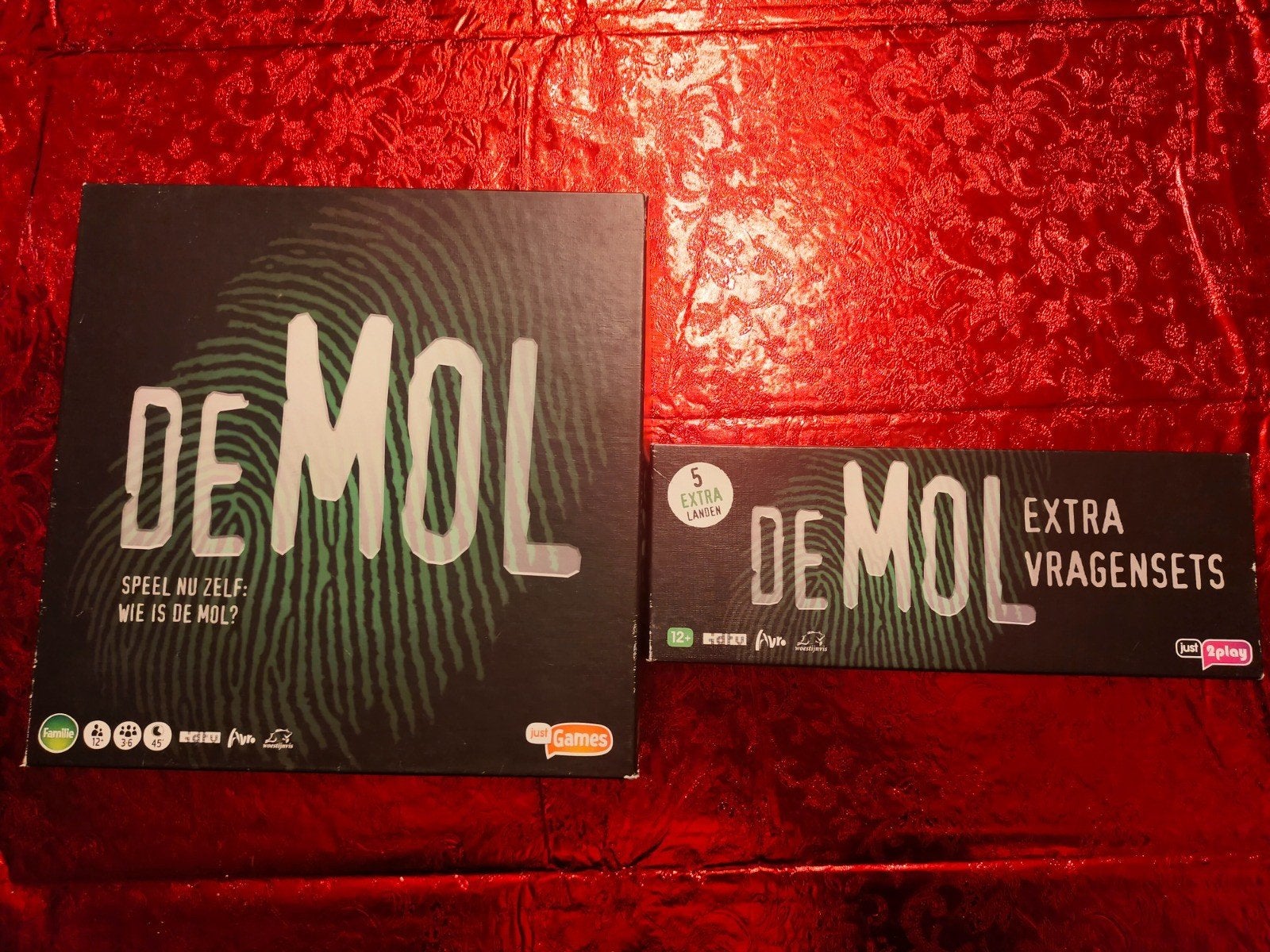 Wie is de Mol? Bordspel met  uitbreidingen met 11 dichte, Ophalen, Zo goed als nieuw