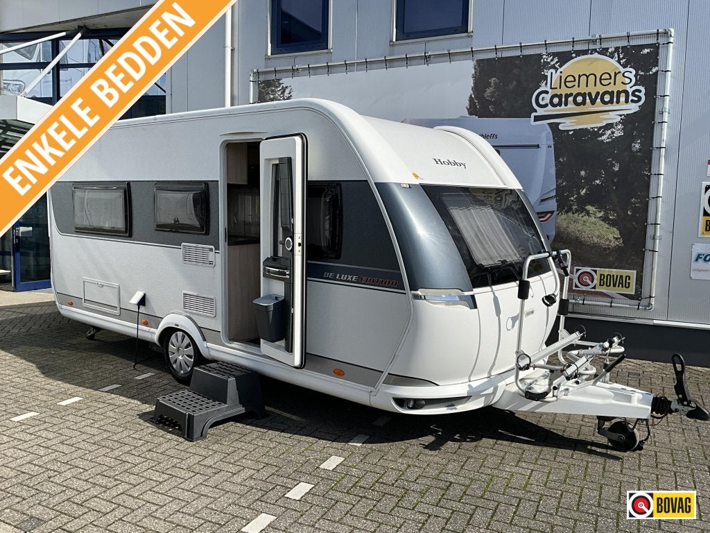 Hobby De Luxe Edition 460 LU ENKELE BEDDEN-MOVER, Caravans en Kamperen, Rondzit, Hobby, Bedrijf, Schokbreker
