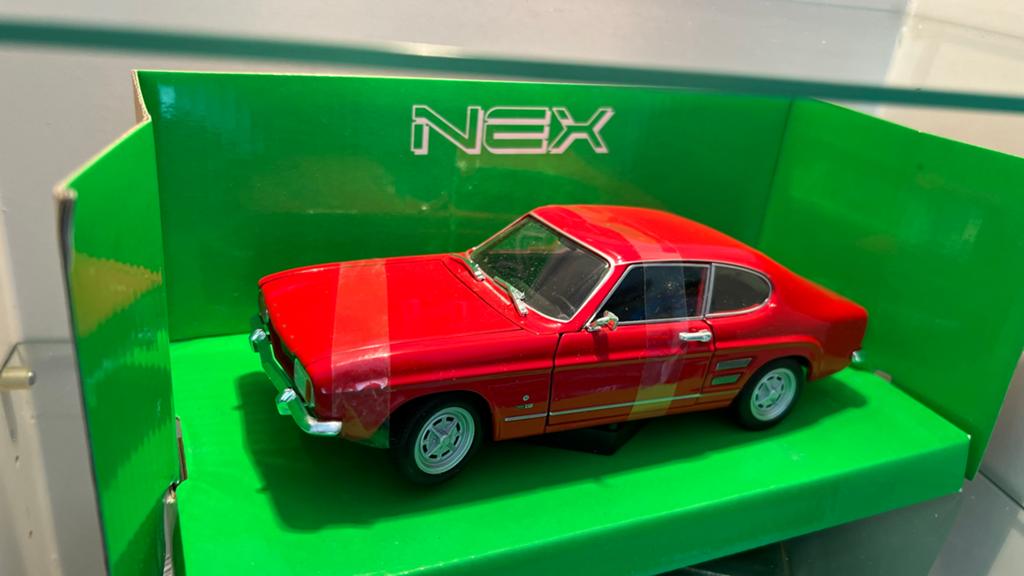 NEX Welly 1969 Ford Capri Modelauto 1:24-27 Rood, Ophalen of Verzenden, Zo goed als nieuw, Auto, Overige merken