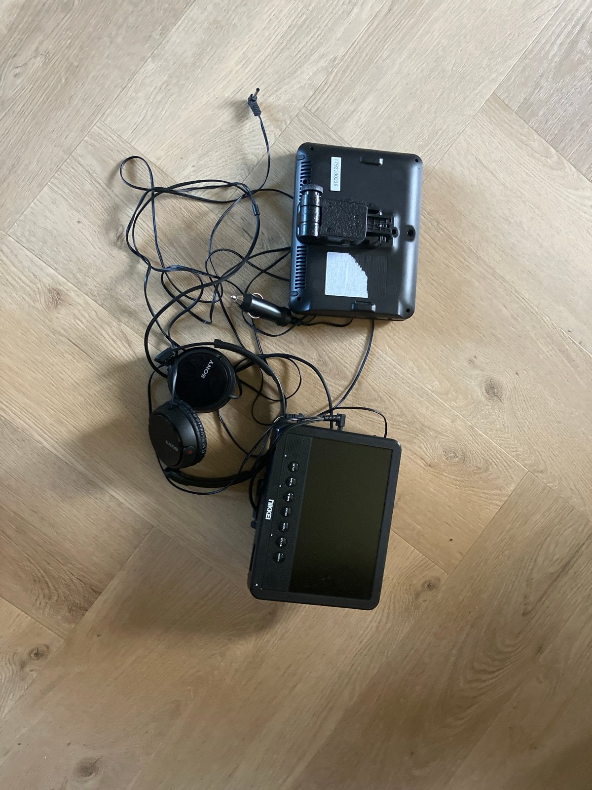 Nikkei draagbare dvd-speler met scherm, Audio, Tv en Foto, Gebruikt, Draagbaar, Ophalen, Overige merken