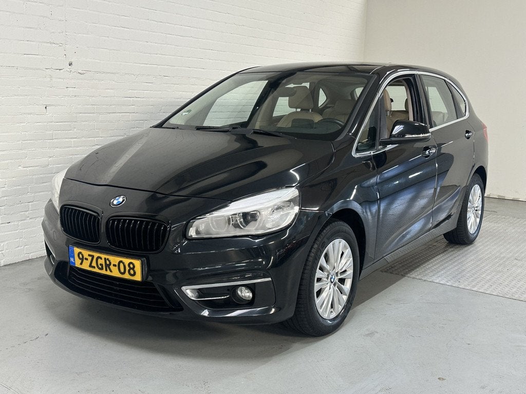 BMW 2 Serie Active Tourer 218i High Executive CLIMA / CRUISE, Voorwielaandrijving, 136 pk, Gebruikt, Zwart