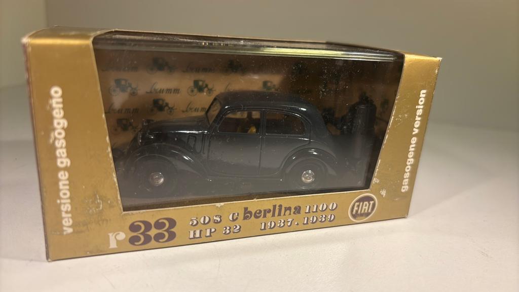 Fiat 508c berlina 1100 hp32 1939 brumm 1.43, Overige merken, Auto, Ophalen of Verzenden, A