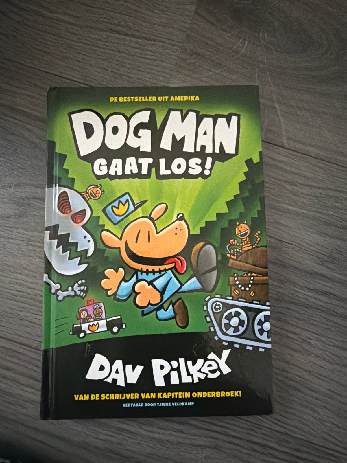 Dog Man Gaat Los! - Dav Pilkey, Boeken, Ophalen of Verzenden, Gelezen, Fictie algemeen