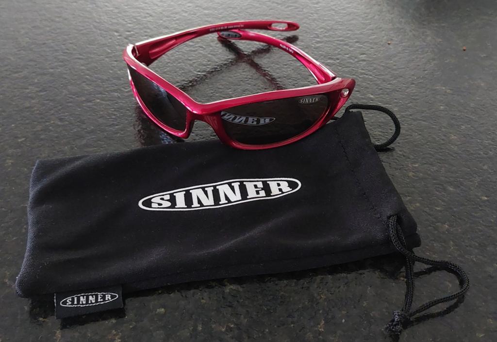 Sinner metallic rode zonnebril!, Ophalen of Verzenden, Zo goed als nieuw, Rood, Overige merken