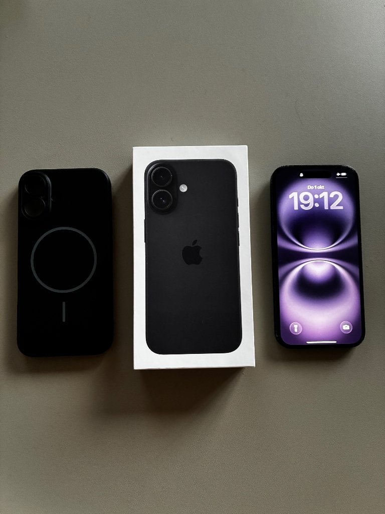 Foto 11 van Apple iPhone 16 256GB met nieuwe originele batterij (100%)