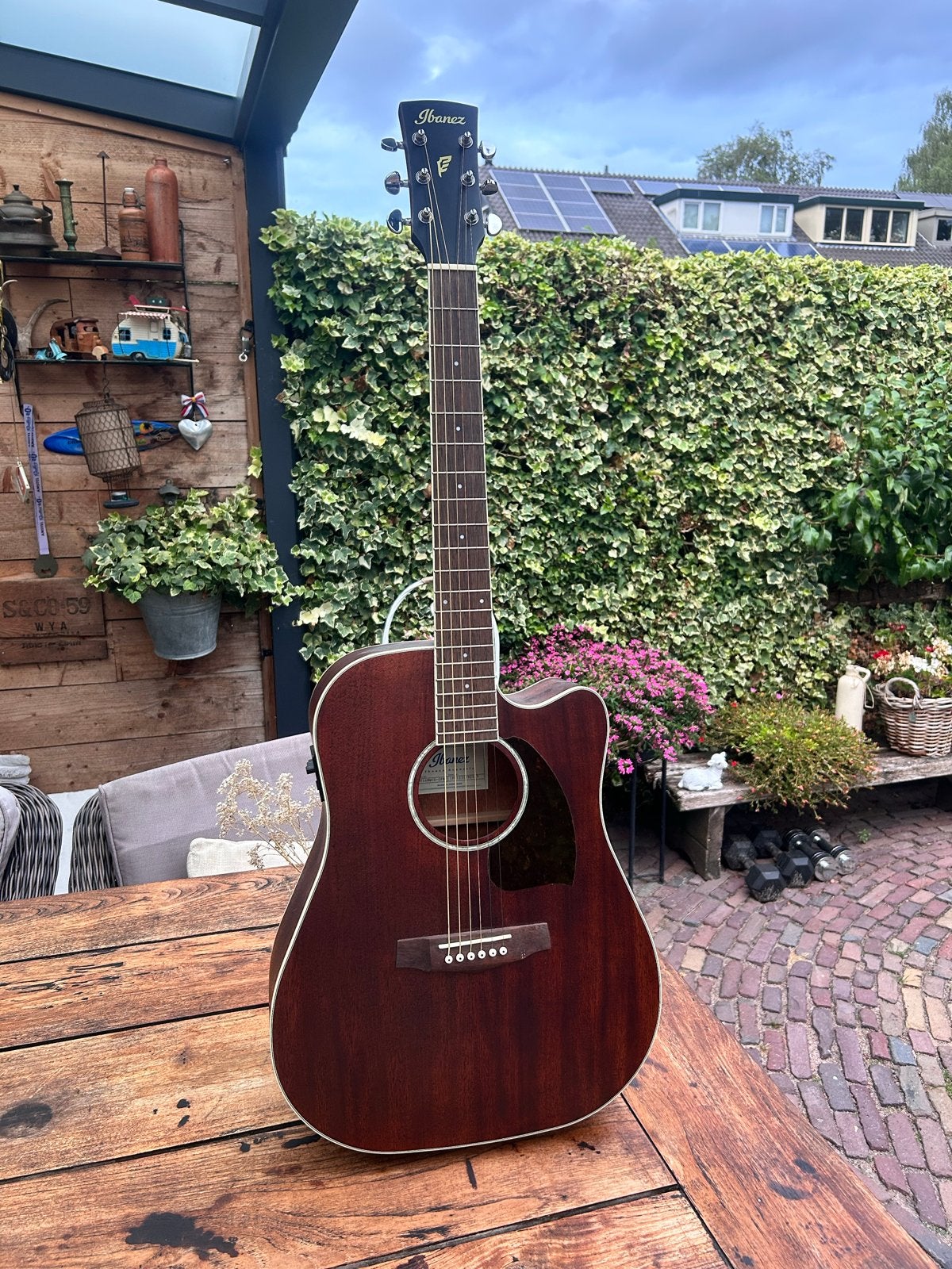 Zo goed als nieuwe Ibanez westerngitaar met element, Muziek en Instrumenten, Snaarinstrumenten | Gitaren | Akoestisch, Ophalen