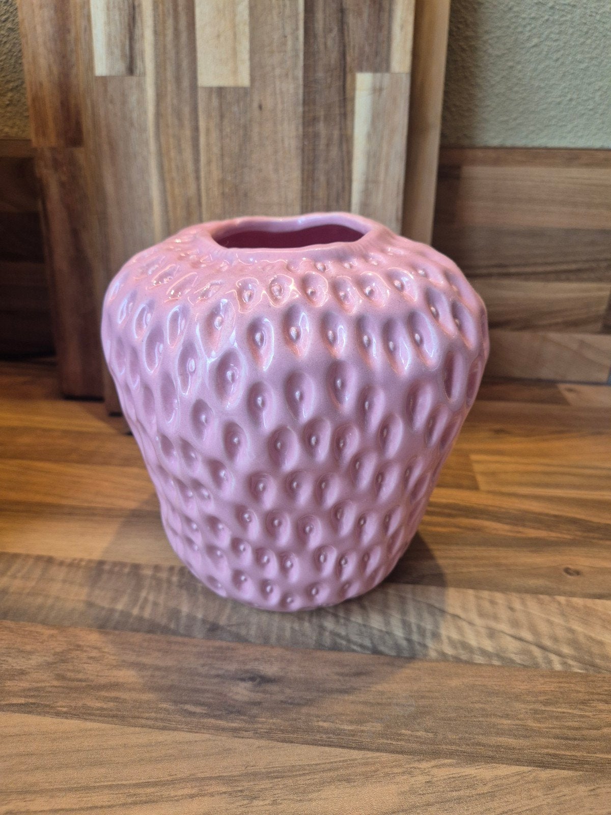 Aardbeien vaas, Ophalen, Roze