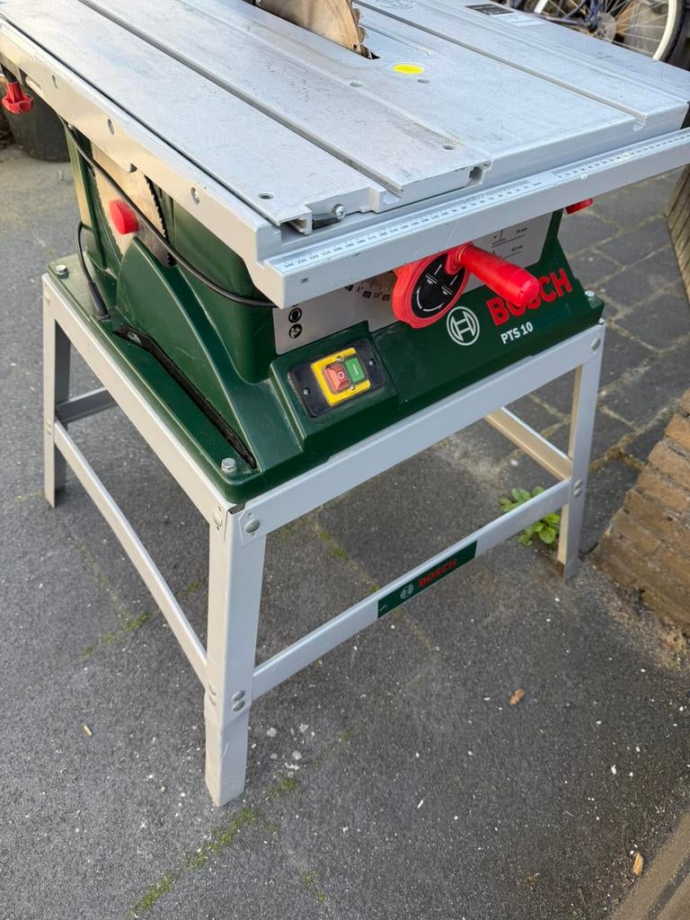 Zaagtafel zaagmachine Bosch, Cirkelzaag, 70 mm of meer, Ophalen of Verzenden, Zo goed als nieuw