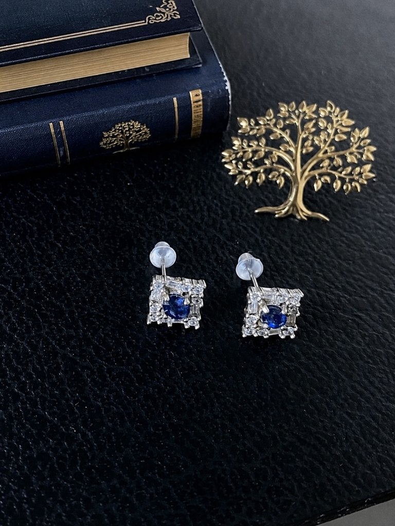Saffier oorbellen zilver 925 verguld met wit goud, Sieraden, Tassen en Uiterlijk, Oorbellen, Blauw, Nieuw, Ophalen of Verzenden