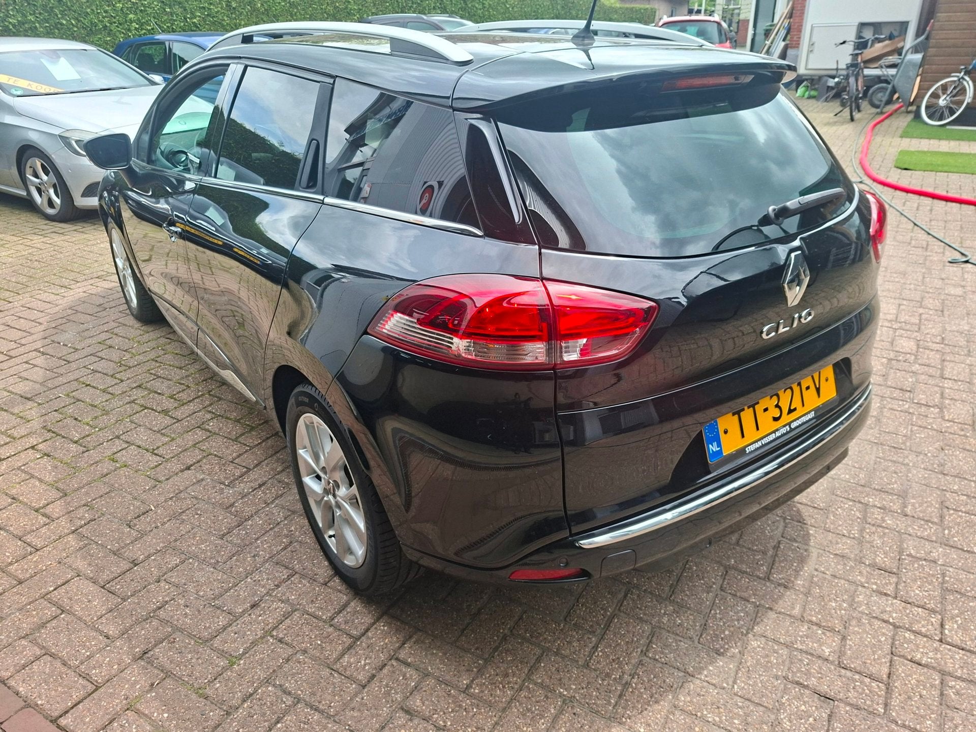 Foto 6 van Renault Clio 0.9 TCe Limited PDC Navi Airco Cruise Isofix