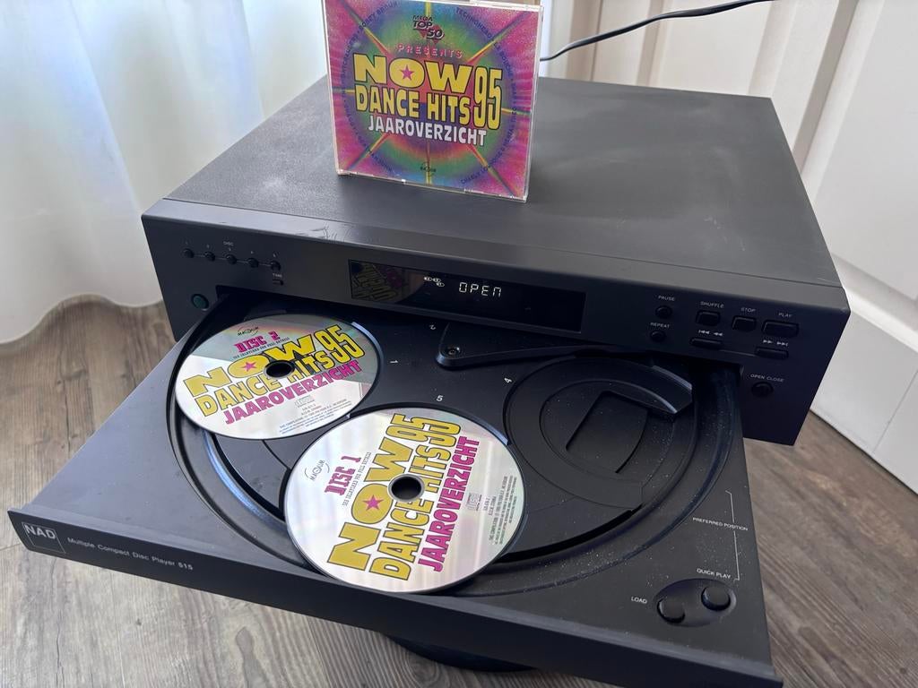 NAD 515 Multi Compact Disc Player - 5 CD Wisselaar, Audio, Tv en Foto, Cd-spelers, Zo goed als nieuw, Overige merken, Wisselaar