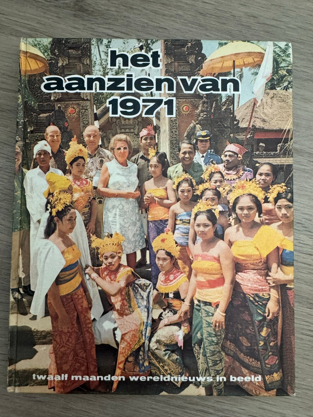 Het Aanzien van 1971 - Twaalf maanden wereldnieuws, Boeken, Ophalen, Gelezen, Overige typen