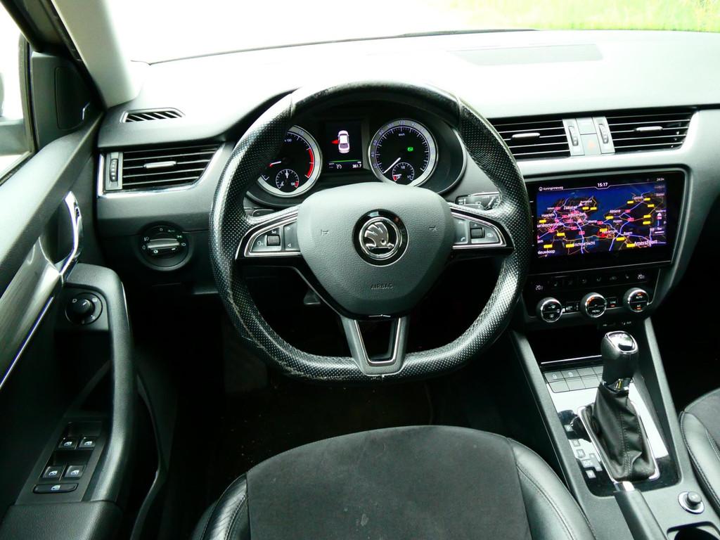 Skoda Octavia 1.0 TSI 116pk Style Automaat 2e eig. Navi PDC, Auto's, Skoda, Gebruikt, Bedrijf, Grijs, 3 cilinders