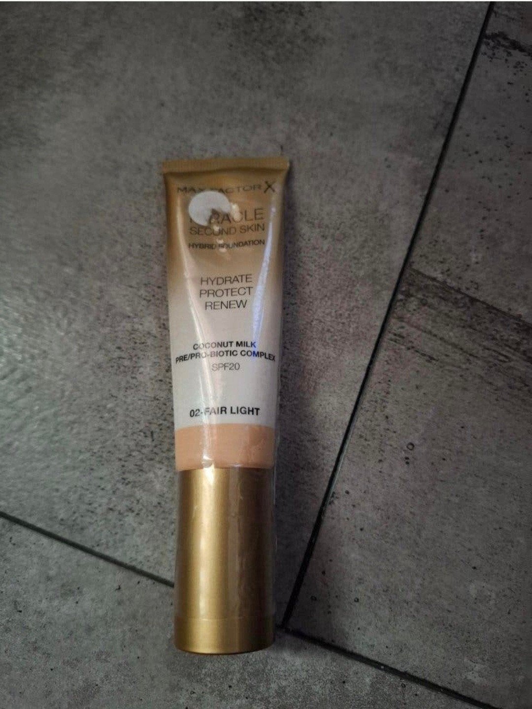 Nieuwe Max Factor Miracle Second Skin Foundation (advr 2), Overige kleuren, Gehele gezicht, Nieuw, Ophalen of Verzenden