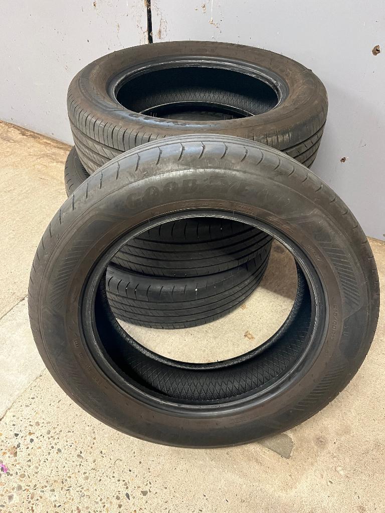 zomerbanden goodyear 215/60 R 17 96 H, Auto-onderdelen, Banden en Velgen, Ophalen, 17 inch, Band(en), Personenwagen