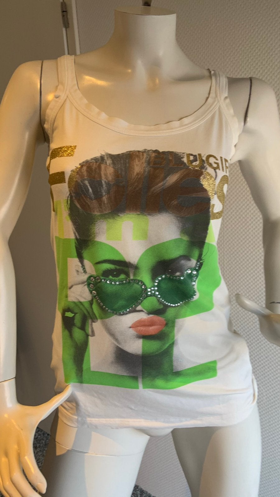 Blugirl folies shirt maat it 40 nl 36 met steentjes, Wit, Ophalen of Verzenden, Zo goed als nieuw, Korte mouw