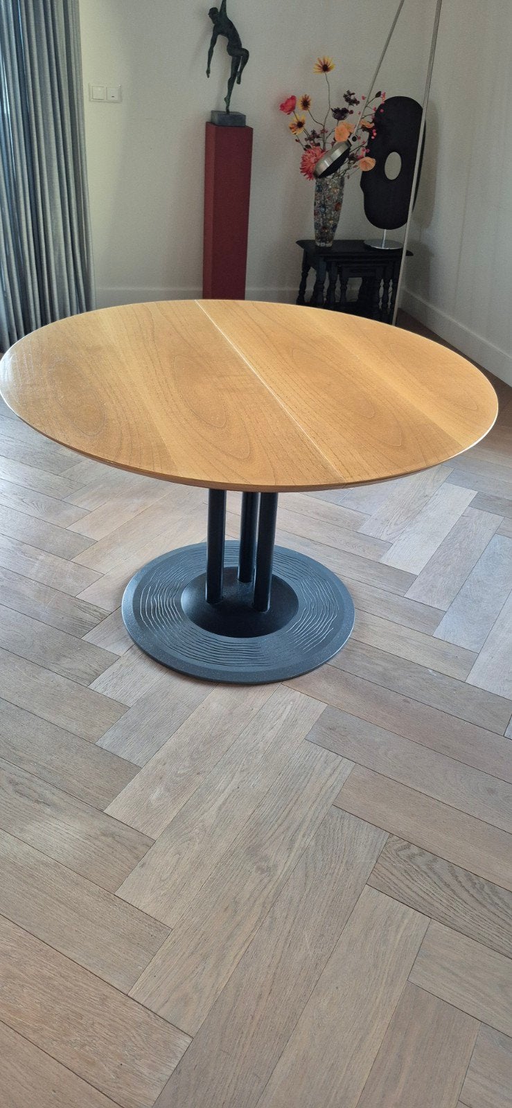 eettafel Leolux Trias , ontwerp van Hugo de Ruiter, Huis en Inrichting, Ophalen, Gebruikt, 100 tot 150 cm, 150 tot 200 cm