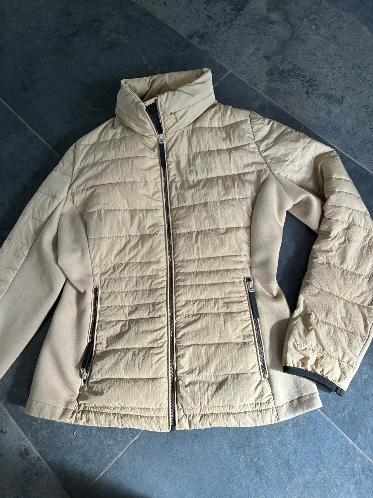 Giacomo the Jacket jas M, Kleding | Dames, Jassen | Winter, Ophalen of Verzenden, Gedragen, Maat 38/40 (M), Beige