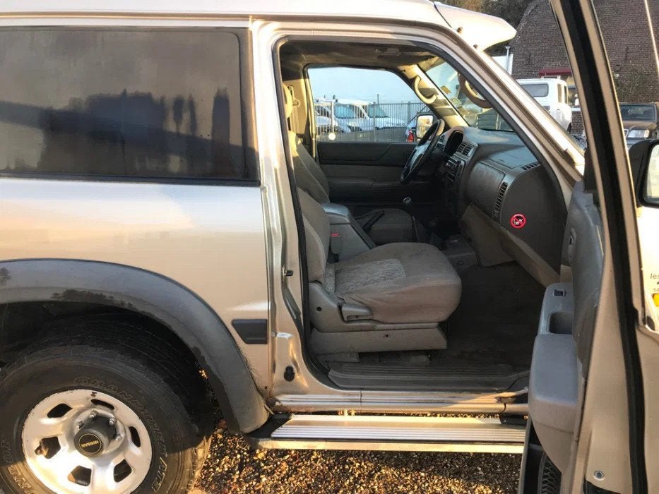 Nissan Patrol 3.0 Di 3-drs VAN 4x4 AWD Y61 (bj 2001), foto 5
