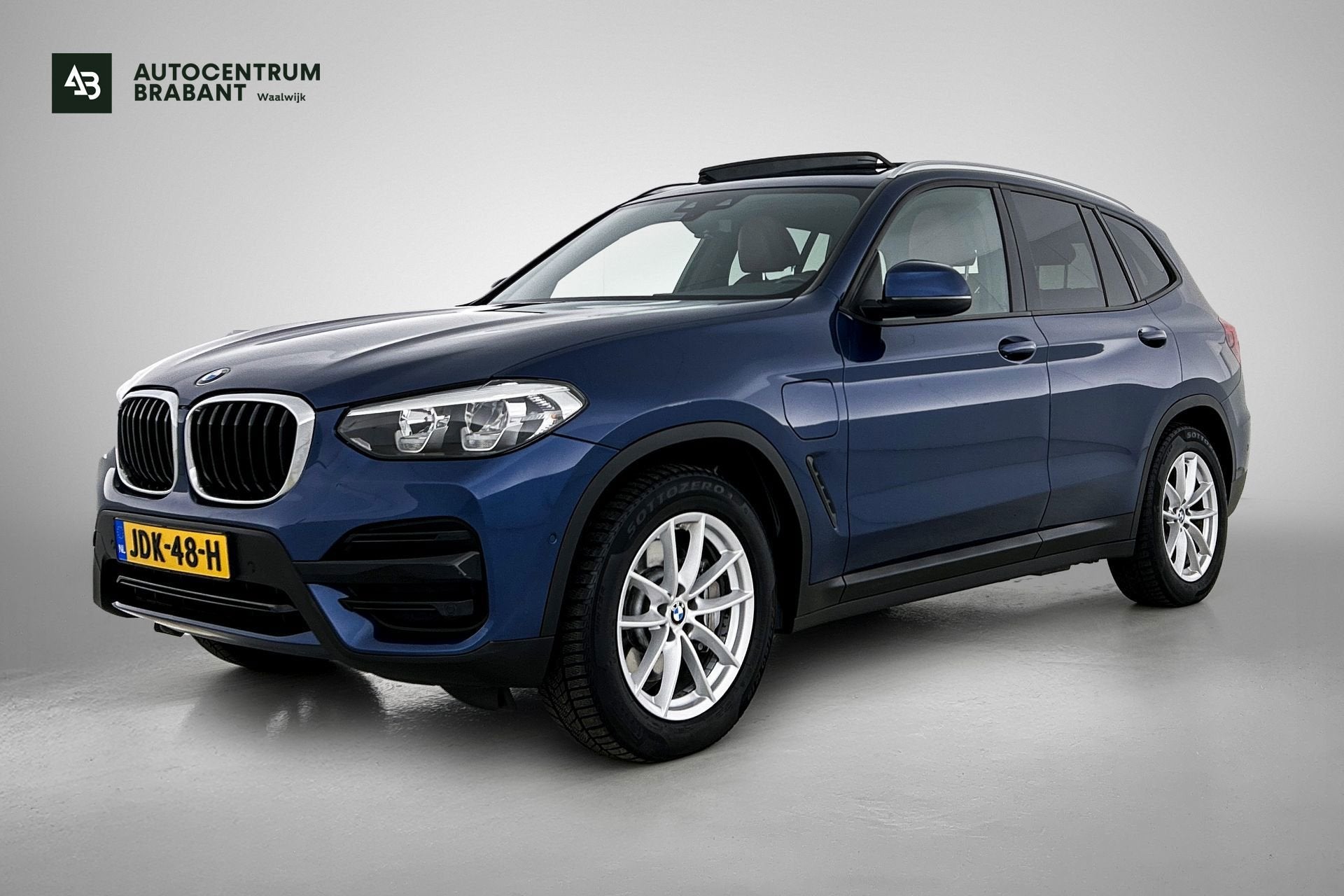 BMW X3 XDrive30e High Executive(Goed onderH, Panorama, Carpl, 1998 cc, Gebruikt, Euro 6, 2000 kg