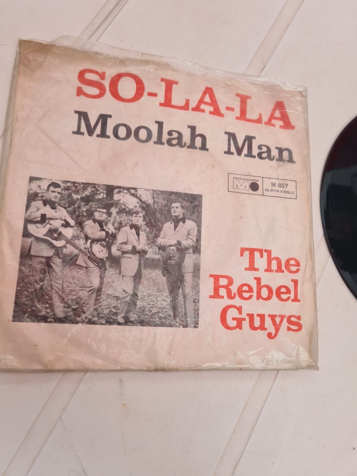 The Rebel Guys Moolah man  zeldzaam single, Ophalen of Verzenden, Zo goed als nieuw, 7 inch, Pop
