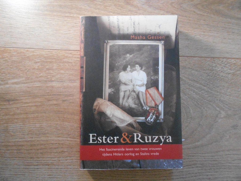 Masha Gessen Ester & ruzya, Ophalen of Verzenden, Tweede Wereldoorlog, Zo goed als nieuw, Overige onderwerpen