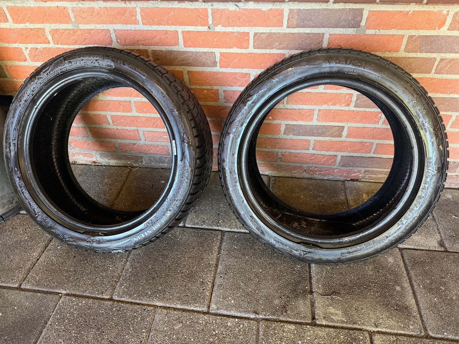 Vredestein Winterbanden 225/45 R17 94V M+S, Ophalen, Gebruikt