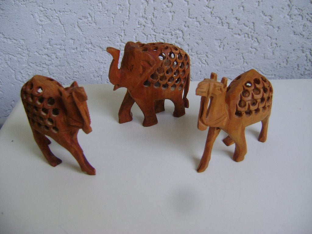 houten olifant en 2 kamelen opengewerkt alle 3 met jong, Antiek en Kunst, Kunst | Beelden en Houtsnijwerken, Overige onderwerpen