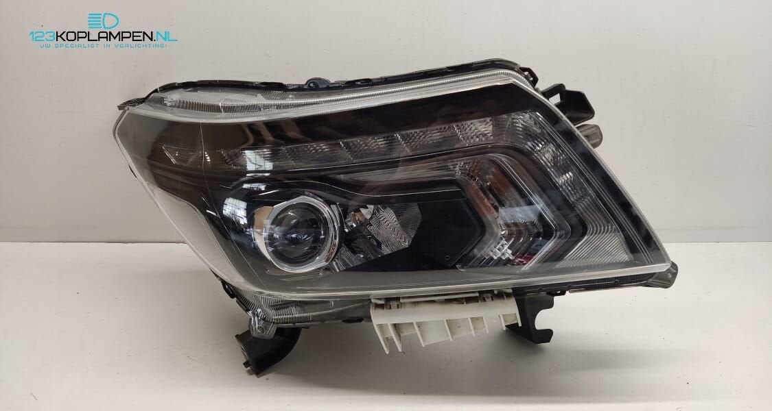 Nissan Navara D23 Full Led koplamp rechts, Auto-onderdelen, Gebruikt, -, -, Ophalen of Verzenden