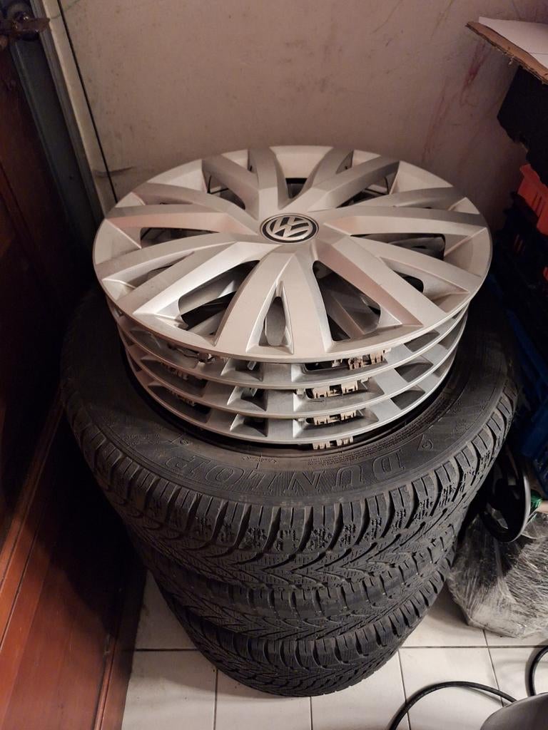 E-golf winterbanden 205/55/R16 vw volkswagen golf, Auto diversen, Wieldoppen, Ophalen