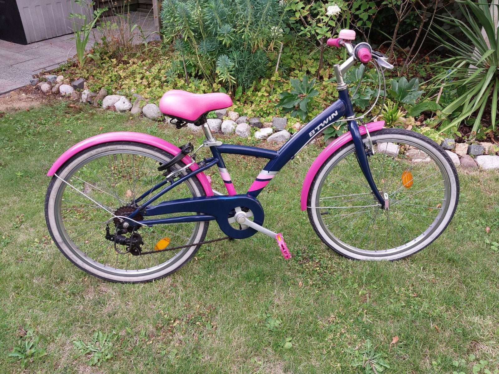 Goede stoere B'Twin Meisjesfiets 24 inch 8-10 jaar, Ophalen, Velgrem, Versnellingen, B'Twin