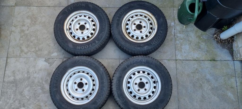 Velgen + banden 185/70 r13, Auto diversen, Aanhangwagen-onderdelen, Ophalen, Gebruikt
