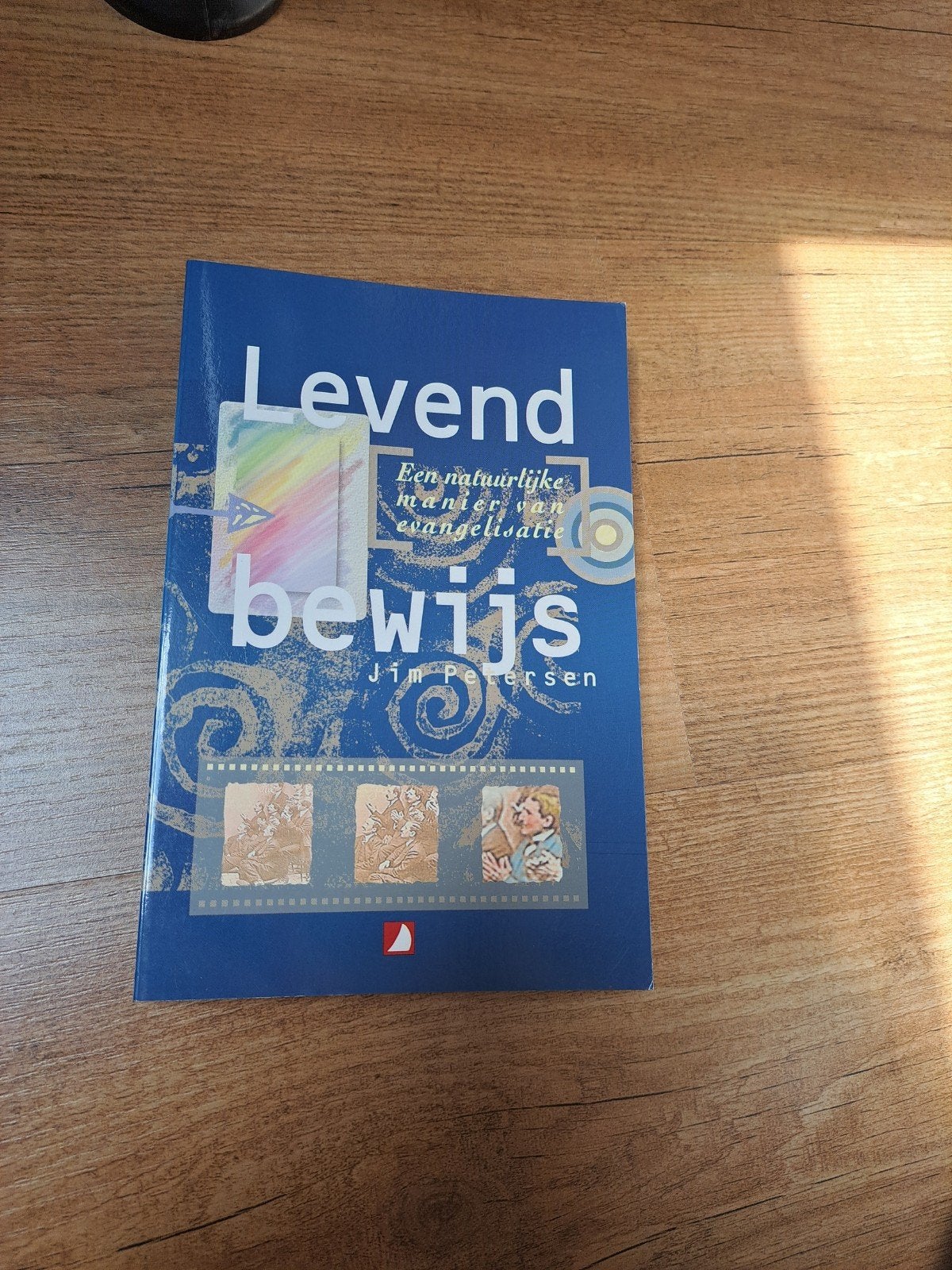 Levend Bewijs - Een natuurlijke manier van evangelisatie, Boeken, Jim Petersen, Spiritualiteit algemeen, Ophalen of Verzenden