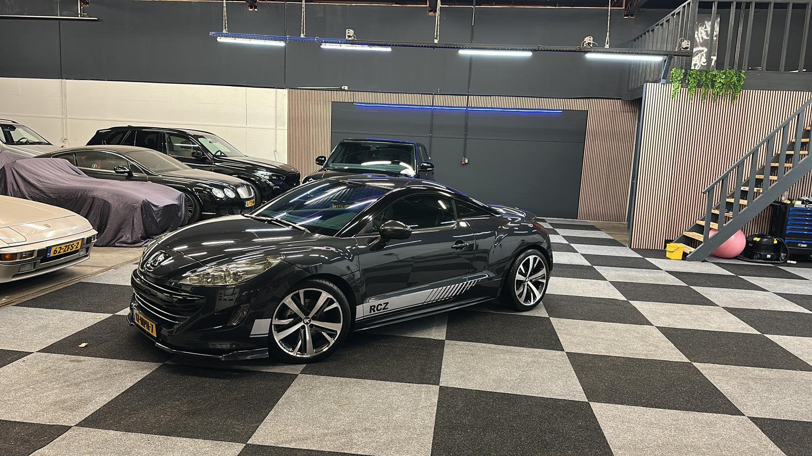 Peugeot RCZ