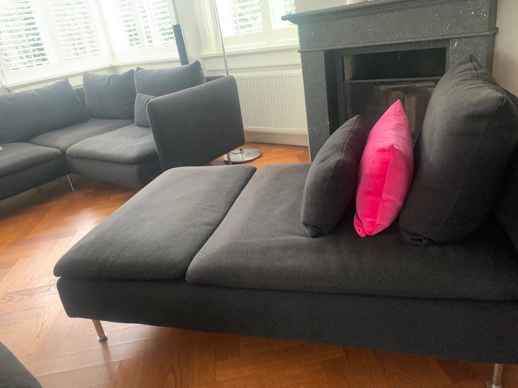 Chaise longue bank zwart, Ophalen, Eenpersoons, 75 tot 100 cm, Zo goed als nieuw