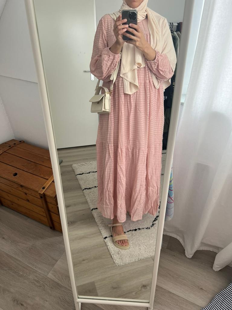 Maat L lange jurk jelabba roze midi dress tuniek Suikerfeest, Maat 38/40 (M), Overige typen, Ophalen of Verzenden, Zo goed als nieuw