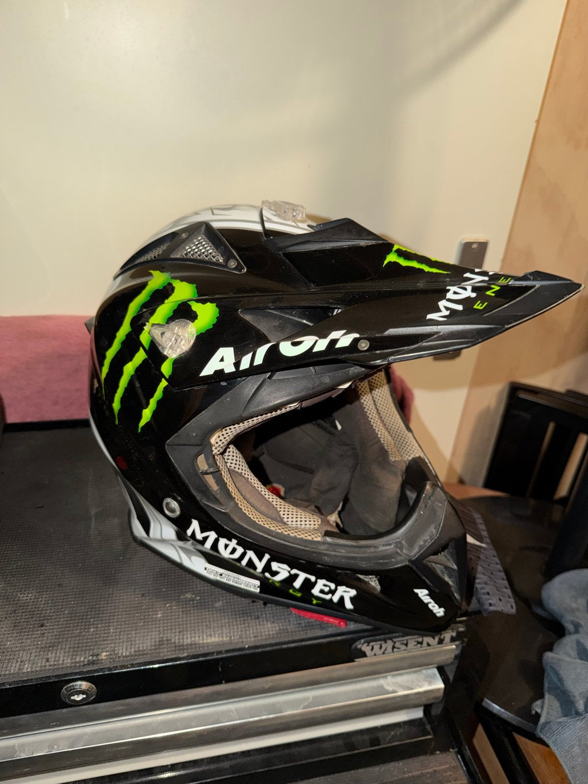 Airoh Monster Energy Offroadhelm - Maat XL, Motoren, Kleding | Motorhelmen, Overige merken, XL, Ophalen of Verzenden, Tweedehands