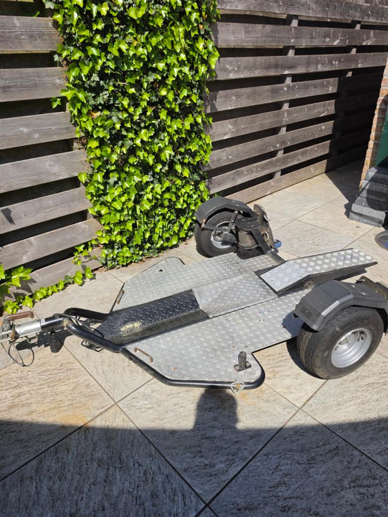Motorfiets aanhanger met luchtvering  (Airtrailer) ., Auto diversen, Aanhangers en Bagagewagens, Ophalen, Gebruikt
