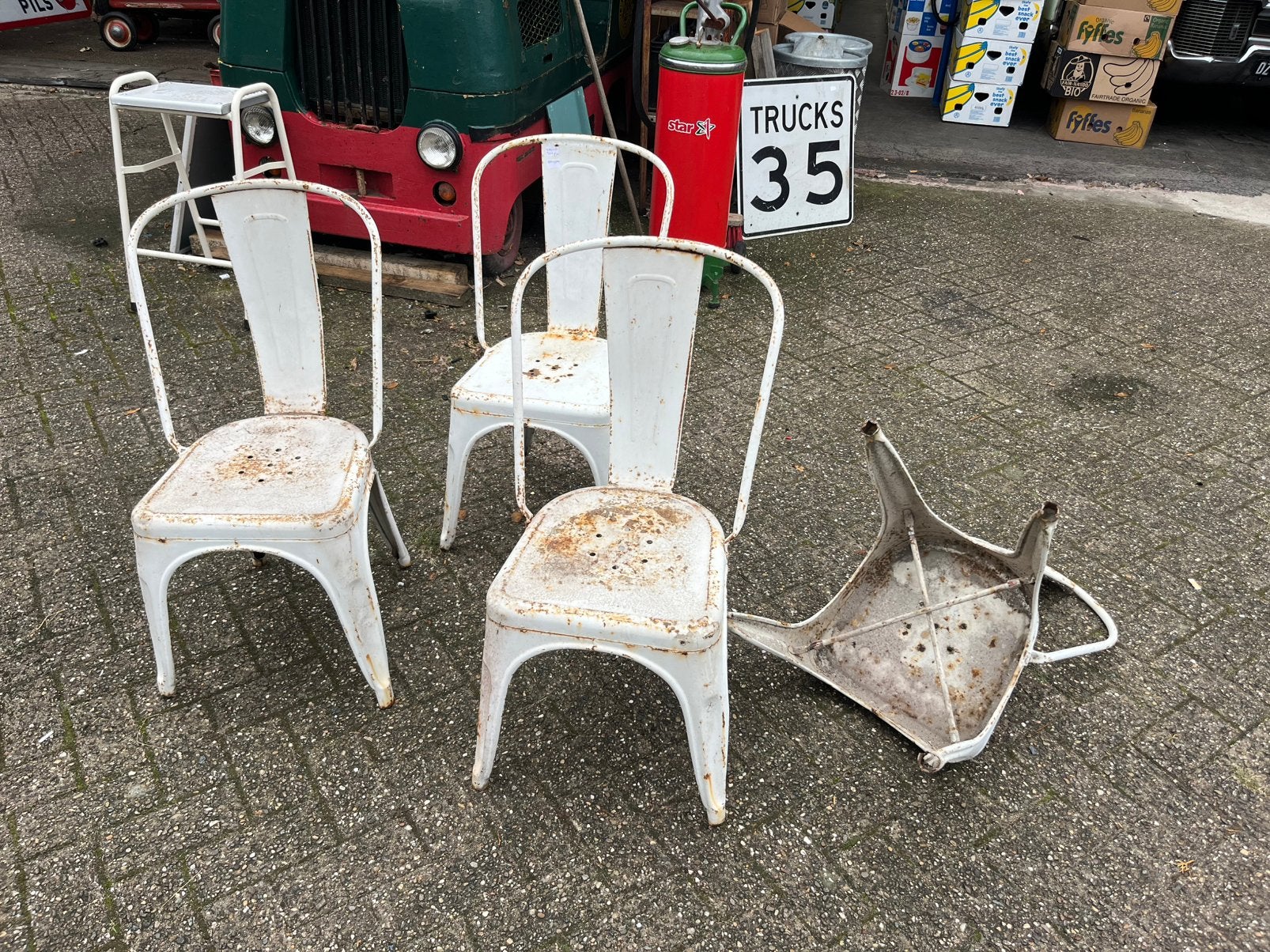 4 originele Tolix stoelen, Ophalen, Gebruikt, X, Metaal